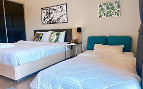 Stylish 1 Bedroom, Nice Pool,Bts Asok, Sukhumvit